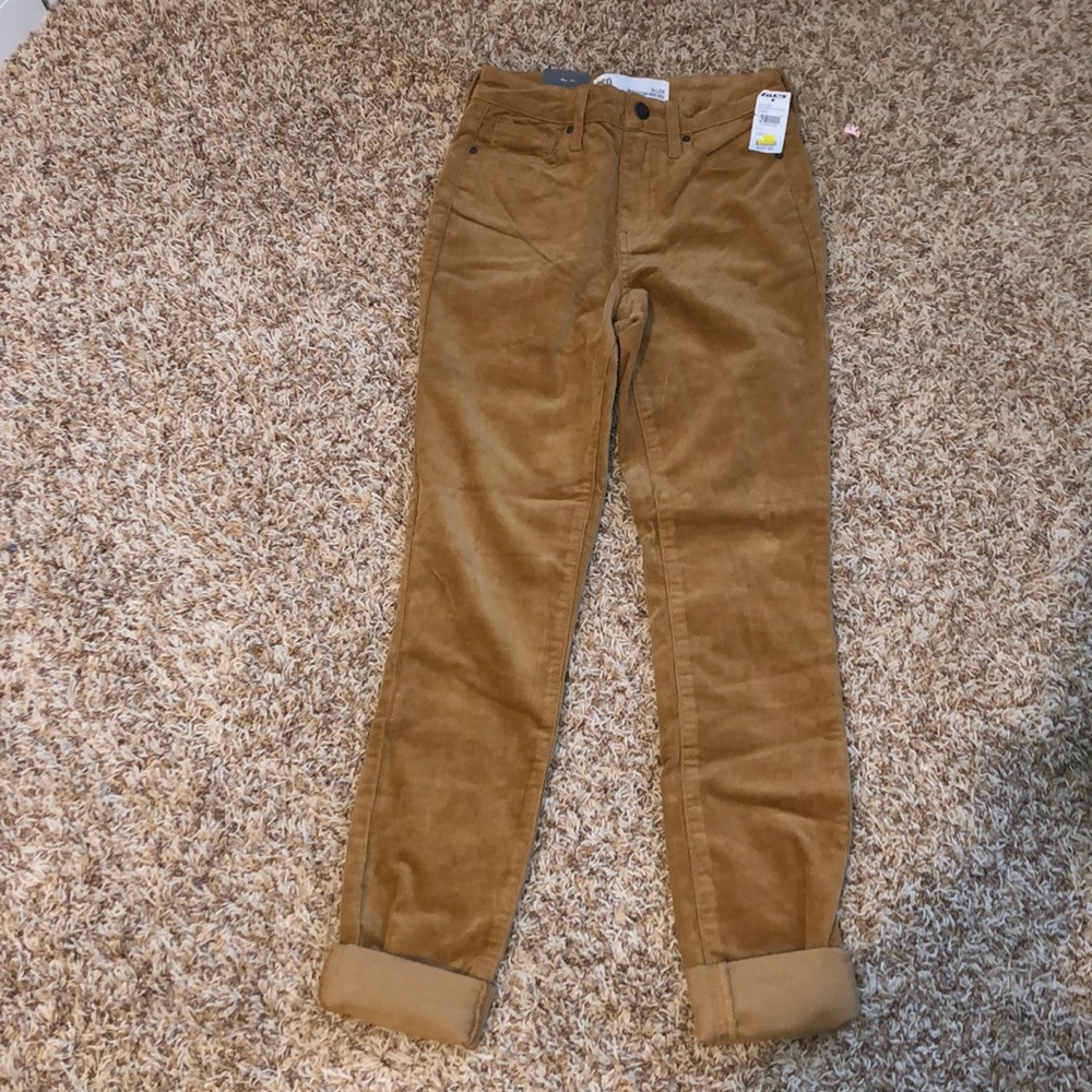 NEW MANHATTAN HIGH RISE JEANS